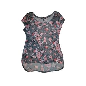 Younique Gray/Pink Floral Short Sleeve High Low Top Size Medium